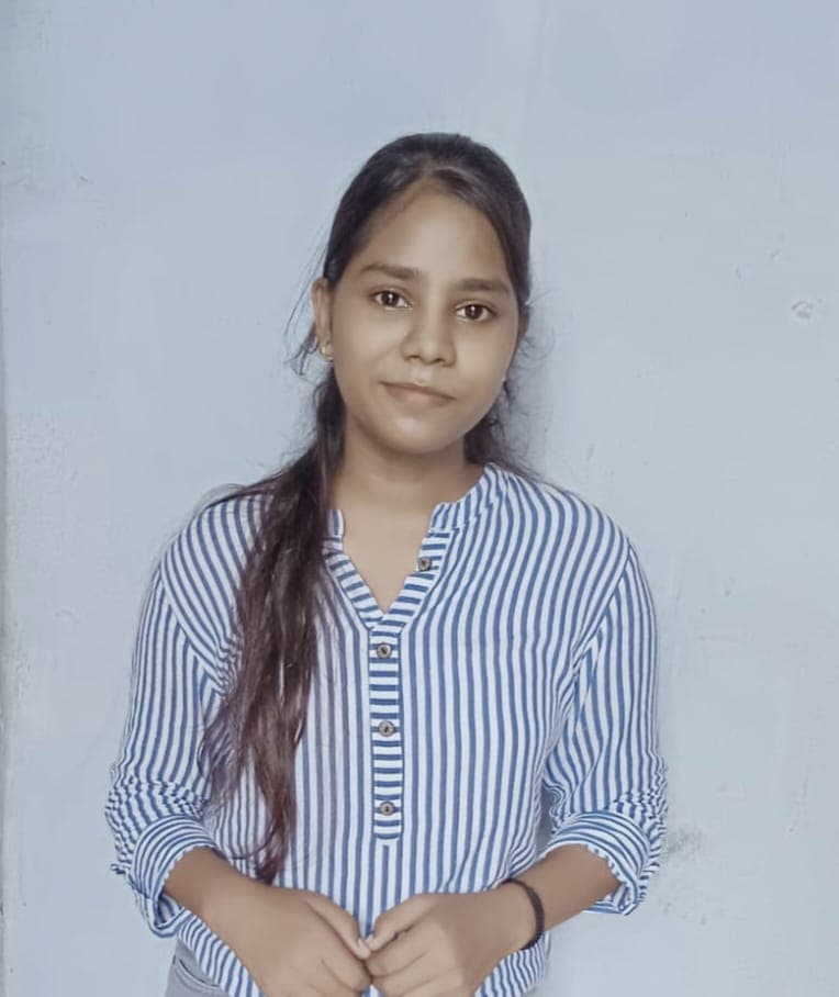 Photo of Ms. Divyanshi